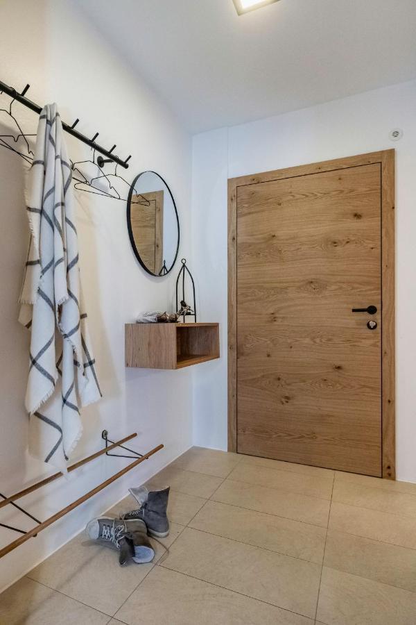 Haus Sonnbichl Apartamento Weissensee Exterior foto